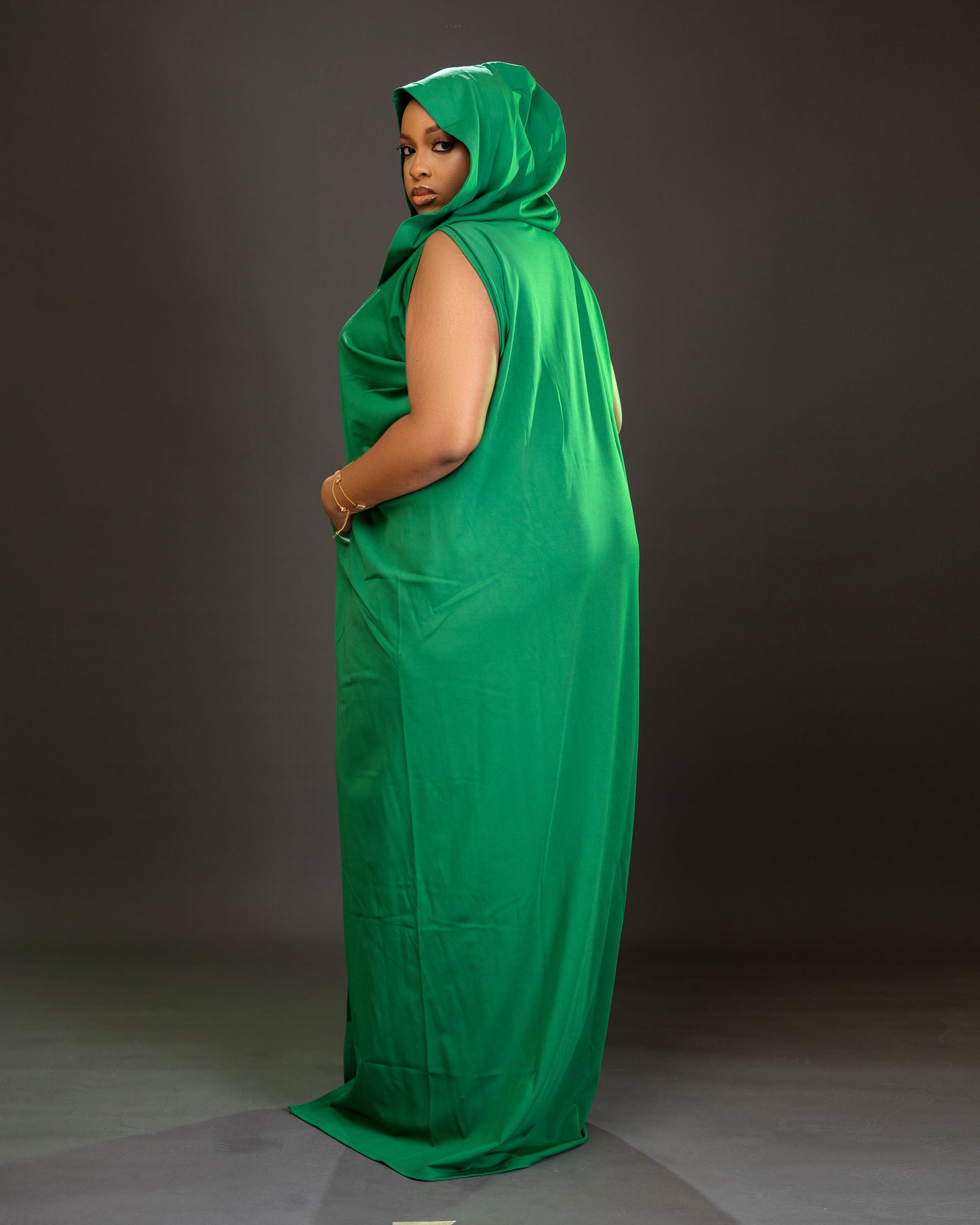 I.D HOODED BUBU - GREEN